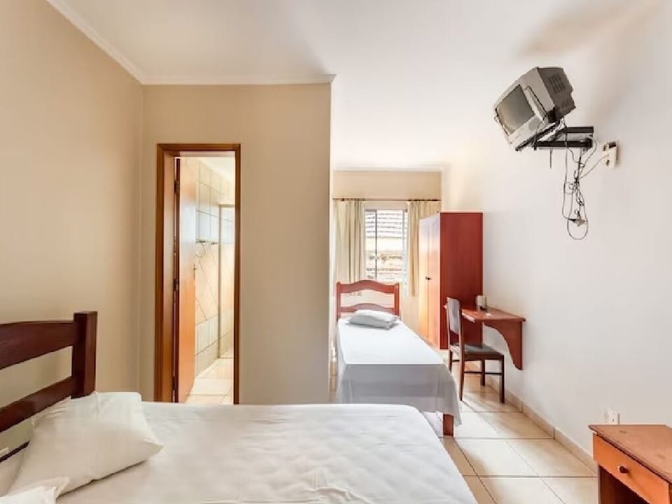 Double or Twin Room | Desk, laptop workspace, free WiFi