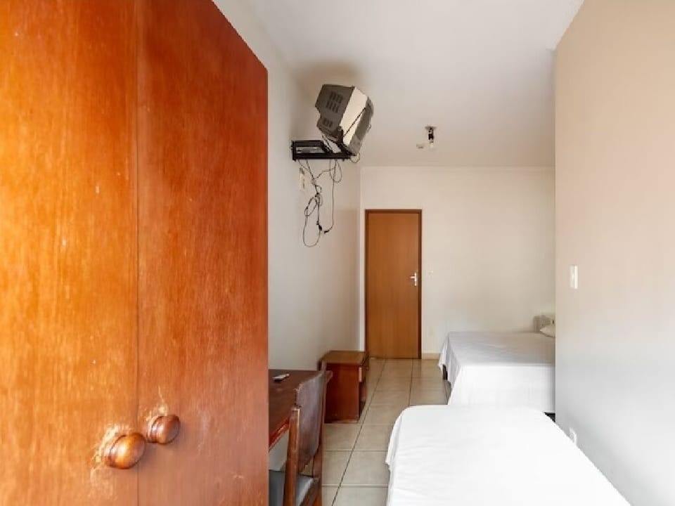 Double or Twin Room | Desk, laptop workspace, free WiFi