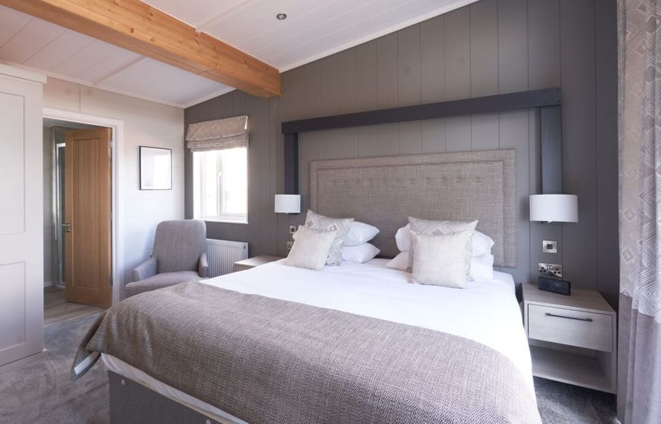 Milk Wood 3 Spa