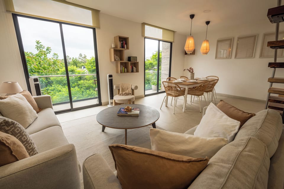 Living room + outside view