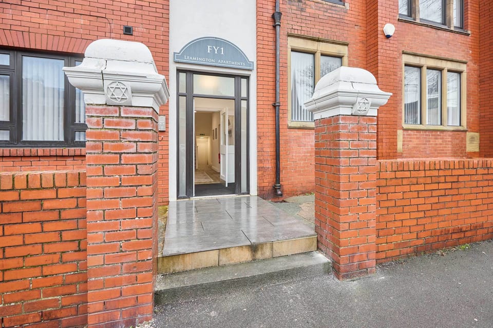 Illumination Suite, Blackpool - Host & Stay