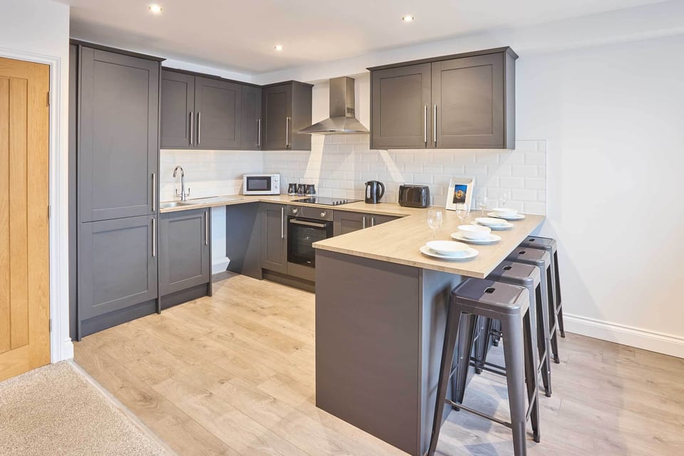 Sandcastle Apartment, Blackpool - Host & Stay