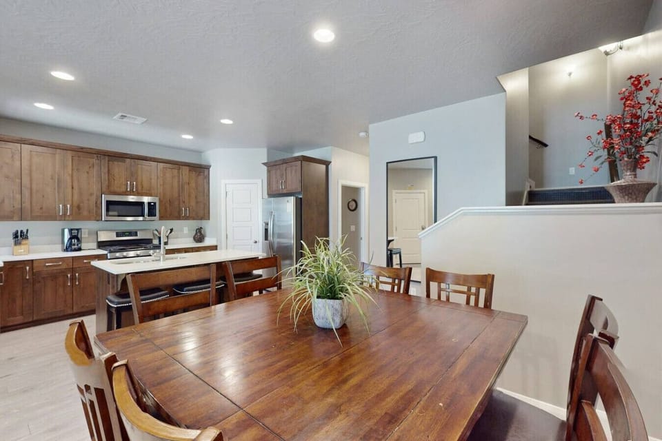 Dining Room area with large kitchen table that seats 8