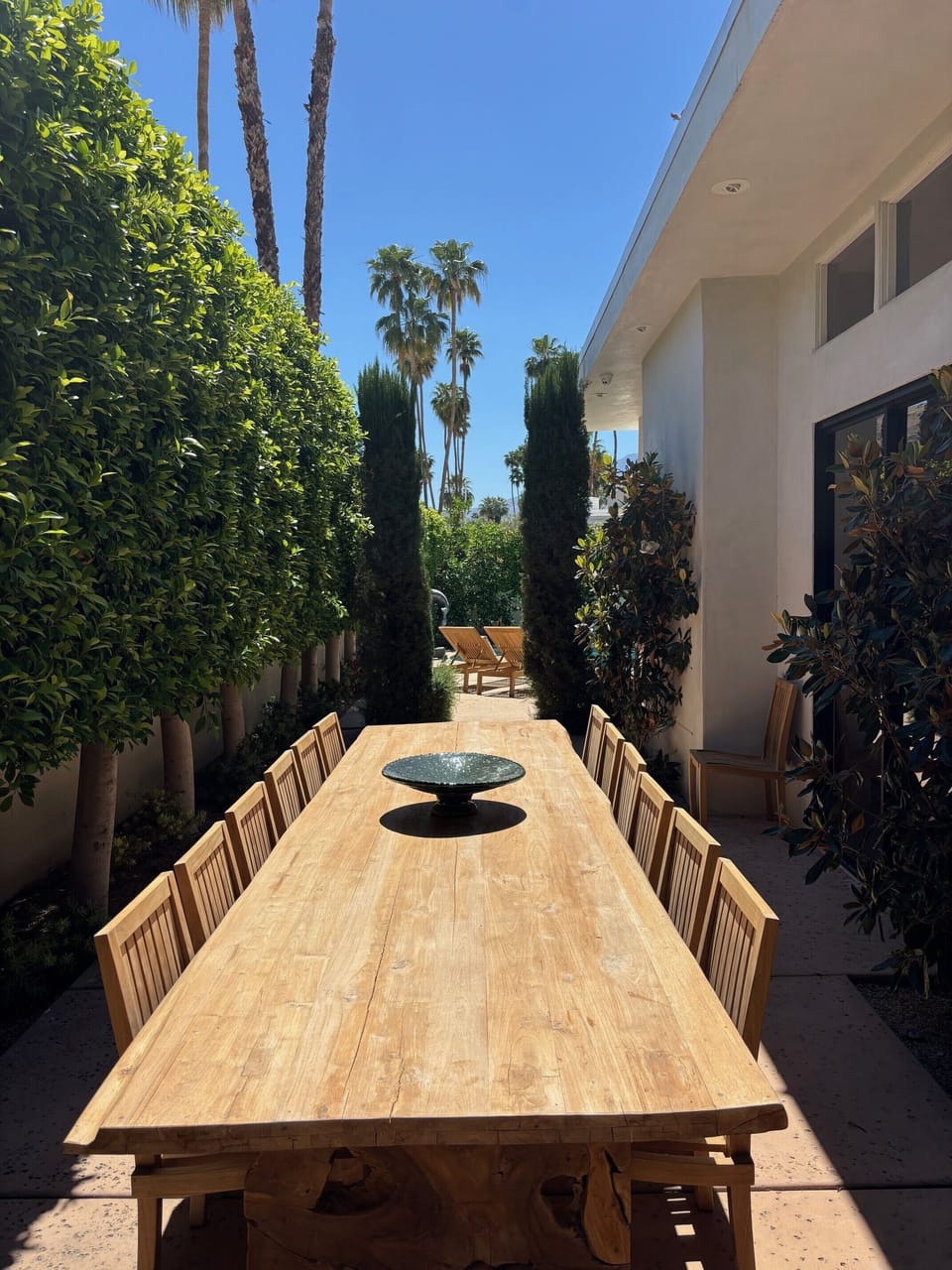 Outdoor dining