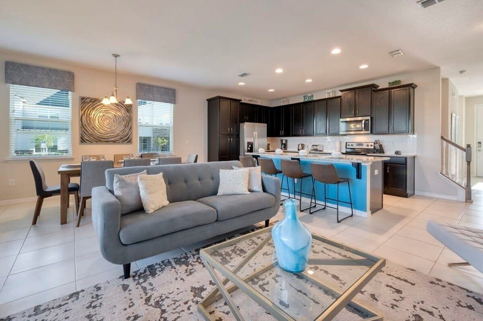 Communal lounge / TV room,Living Room