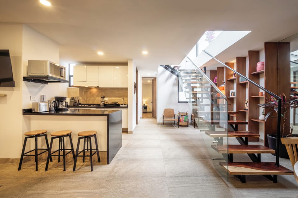 Panoramic shot, kitchen and library