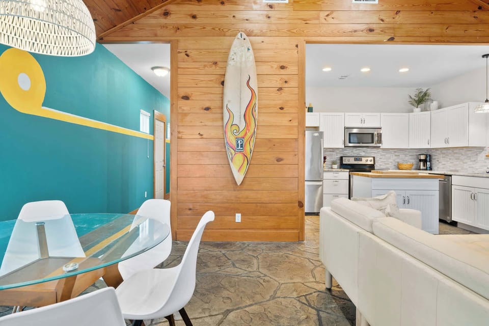 Coastal dining area perfect for family meals and relaxed conversation.