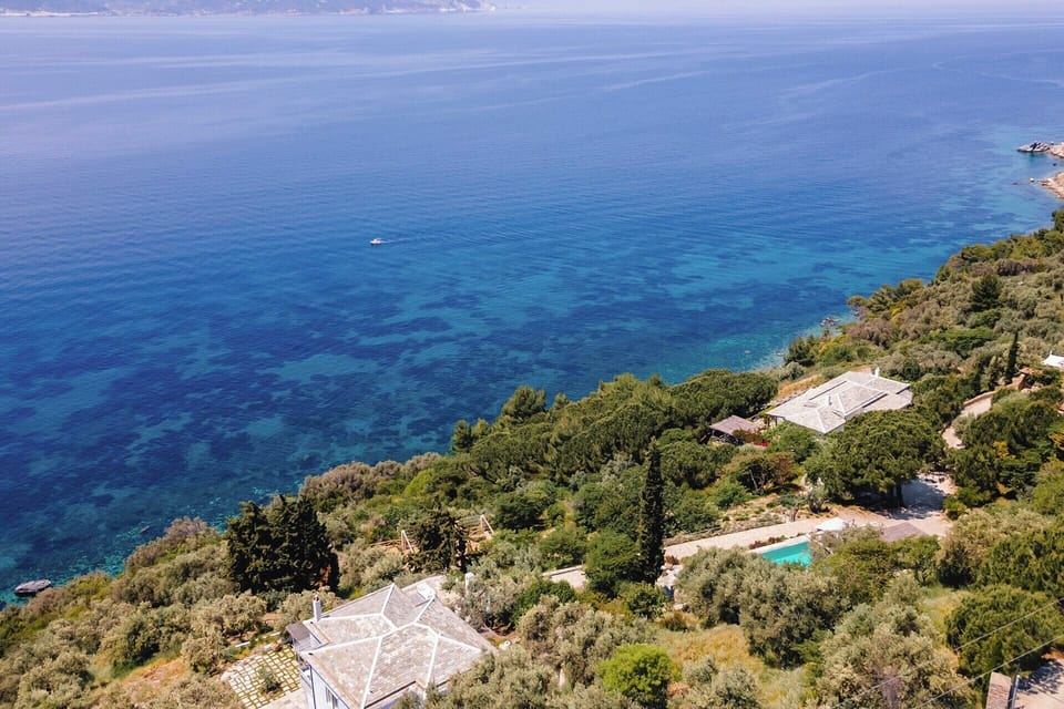 An aerial view of Blue House (on the left).