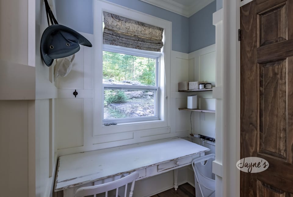 Primary Bedroom - Work Area