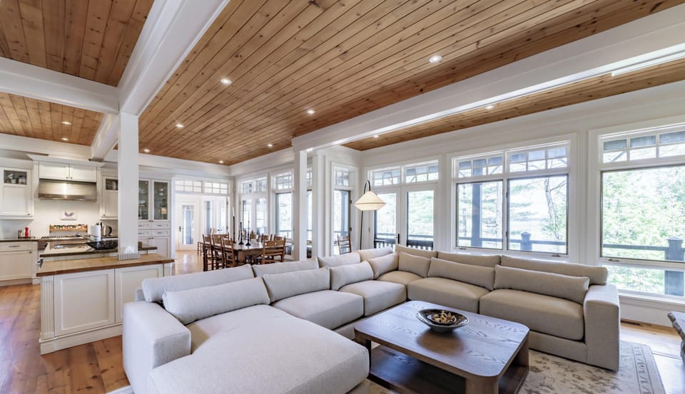 Great Room &amp; Fireplace