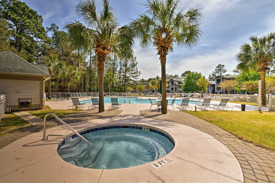 True Blue | Community Amenities