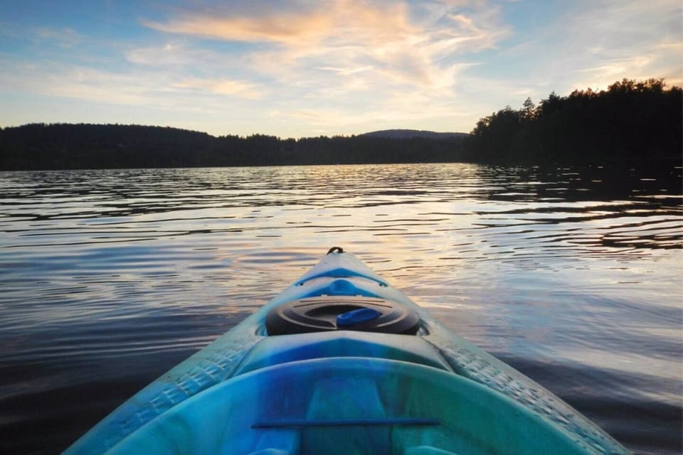 This isn't just a view, it's an invitation to dive in, explore, and soak up the magic of this one-of-a-kind coastal haven where the ocean meets the lake..Got your kayak? Bring it! Or borrow one of ours and let's paint the water with adventure. 
