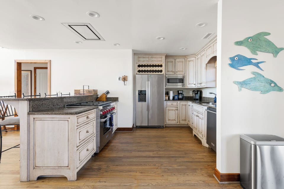 Beachfront with 4 Beds and Baths! | Sea La Vie