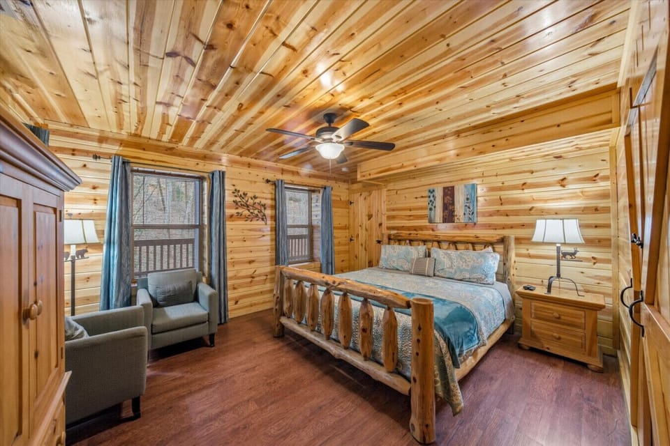 Bedroom 2 | King Bed | Rustic Wood Interior