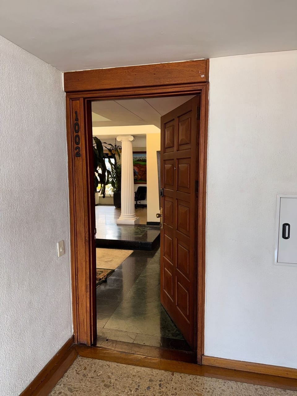 Luxury Apartment, City View, Tower | Property entrance