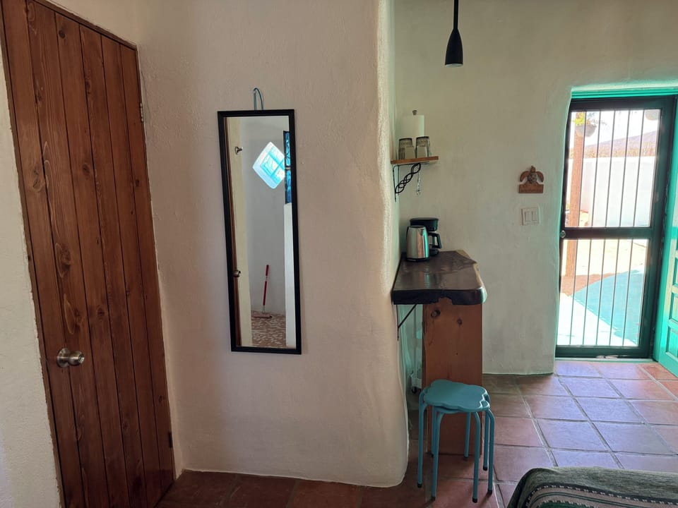 Green room kitchenette