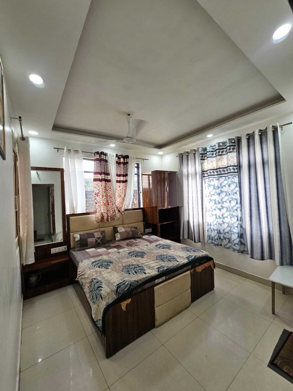 Deluxe Room | Rollaway beds, free WiFi, bed sheets