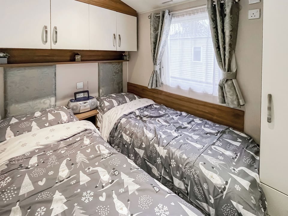 Twin bedroom | Vintage, Skegness