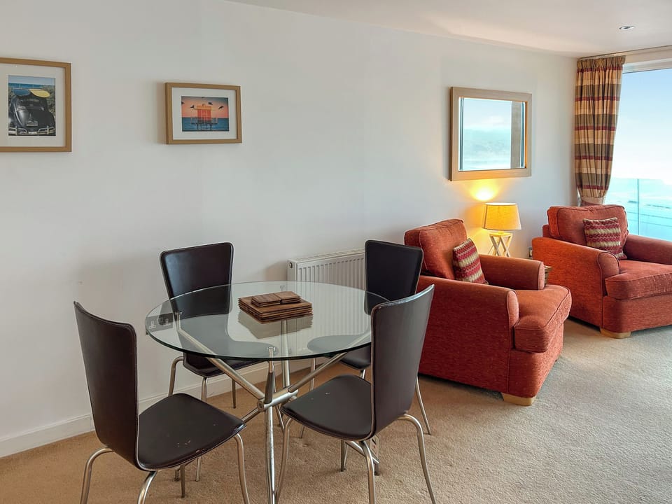 Living room/dining room | Flat 2, Newquay