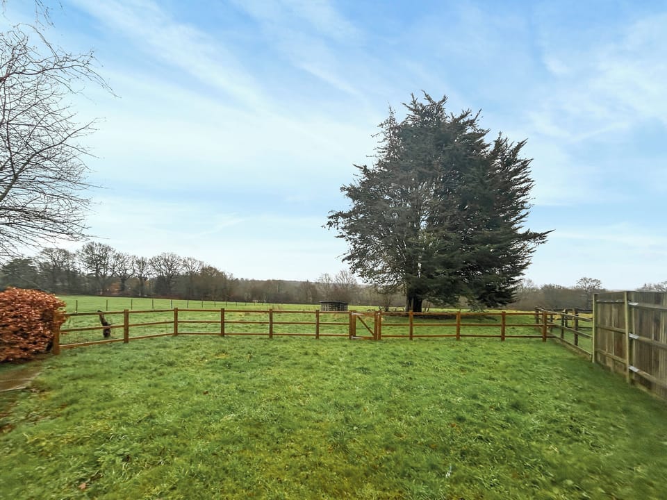 Outdoor | The Lodge, Horley