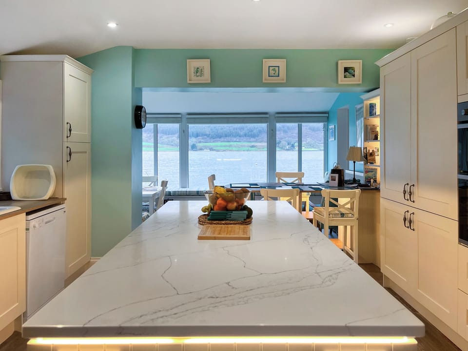 Kitchen area | Failte, Colintraive