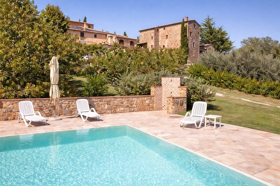 Holiday Home Swimming Pool