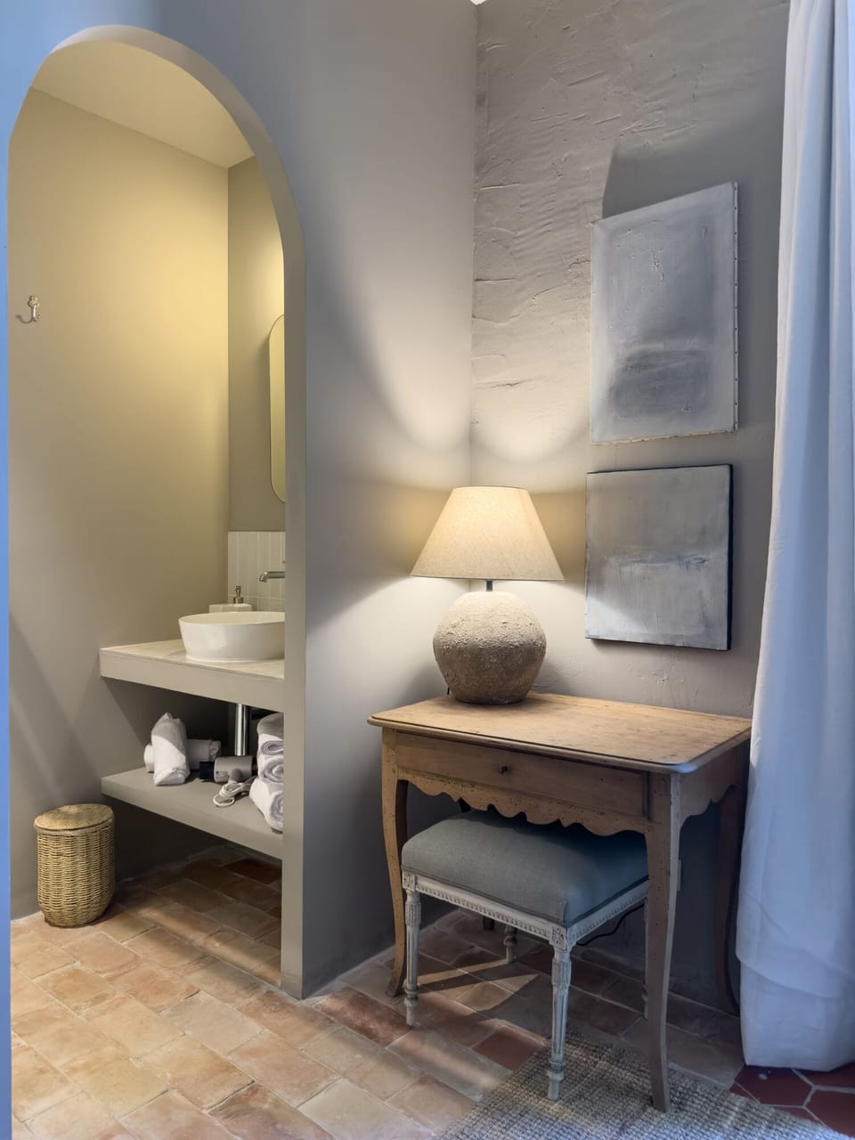 Superior Double or Twin Room, Air conditioning | Bathroom