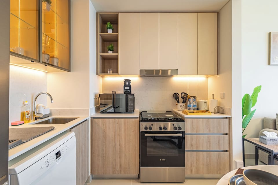Apartment, City View | Private kitchen | Coffee/tea maker, electric kettle