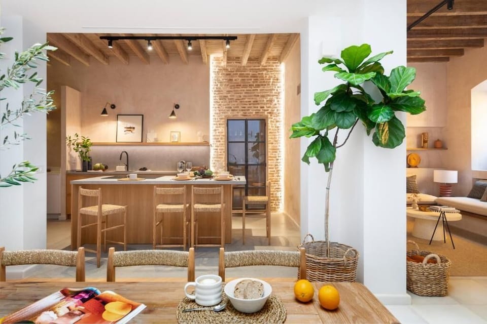 Deluxe House, Patio, City View | Living area | Flat-screen TV