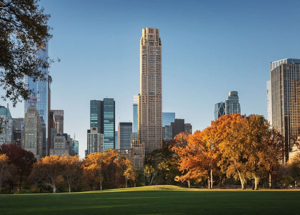 Central Park (South) – Approx. 2.5 miles (~20–25-minute drive)