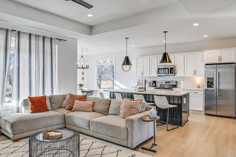 House (4 Bedrooms) | Interior