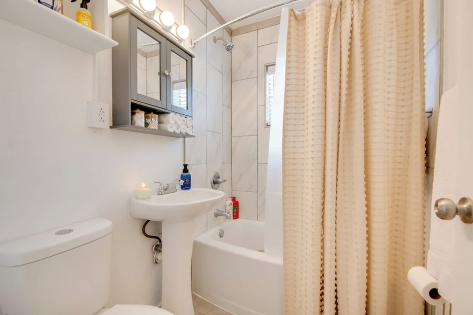 Dogs Welcome, Steps to Ocean: Cocoa Beach Getaway Cottage in Cocoa Beach