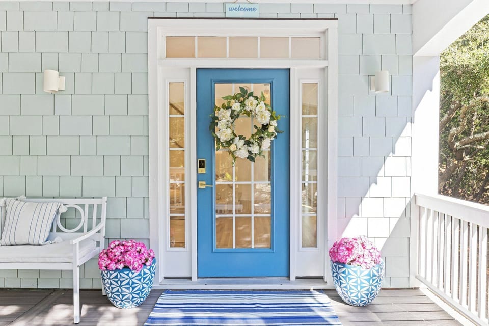 THIS FRONT PORCH SAYS IT ALL - PREPARE TO BE WOWED AT 318 STEDE BONNET