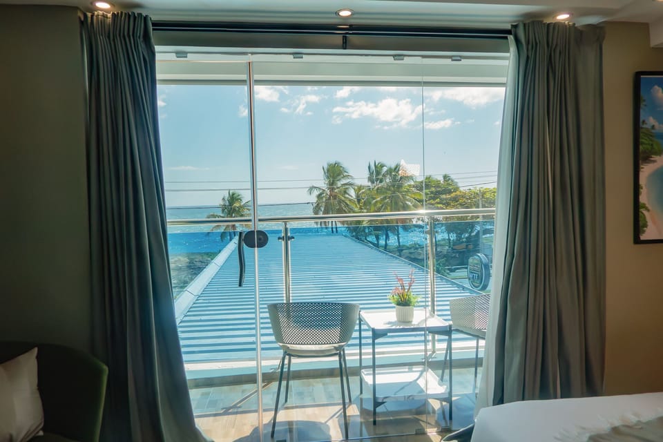 Superior Suite, Ocean View | In-room safe, free WiFi