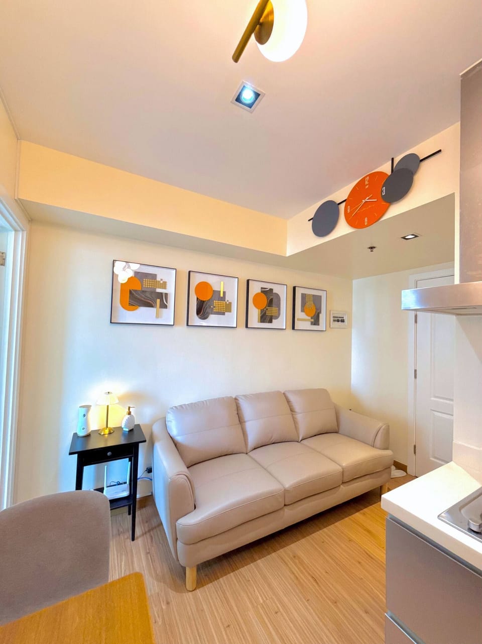 Condo, 2 Bedrooms, Accessible, Balcony | Living room