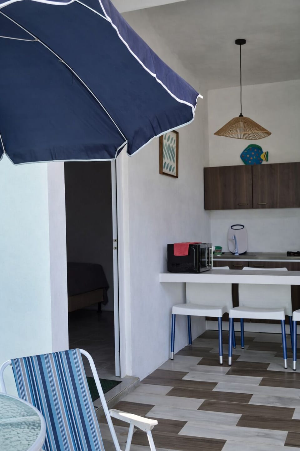 Apartment, 1 Bedroom, Kitchen, Pool View | Interior