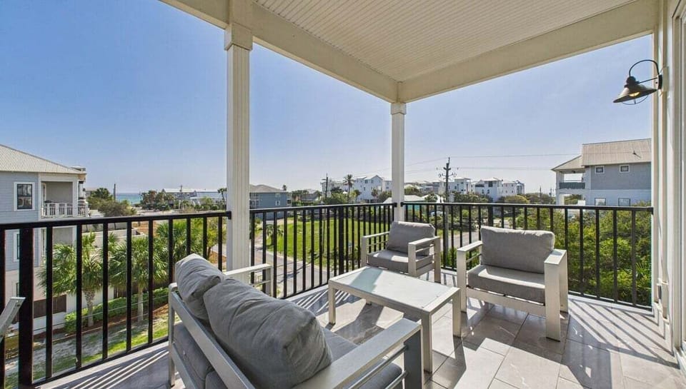 Third floor - Huge balcony with ample seating dining area and grill
