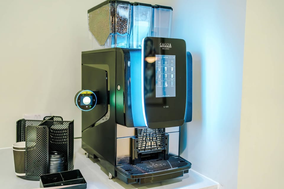 On-site coffee facilities within the communal areas for working and socialising.