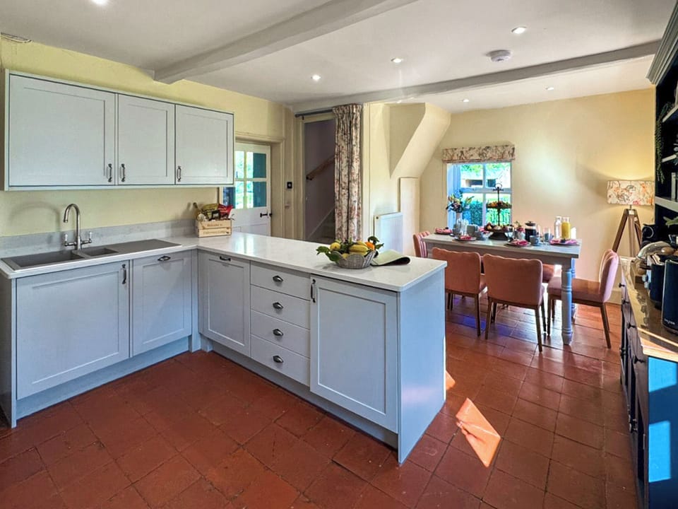 Kitchen and dining area | Falconer&rsquo;s Lodge, High Ash