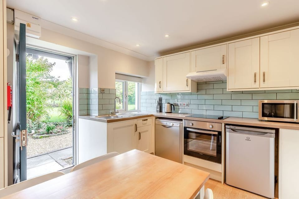 Summerleaze Cottage 2 Spa