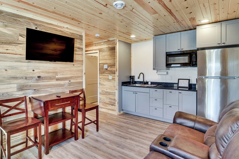 House (2 Bedrooms) | Front of property