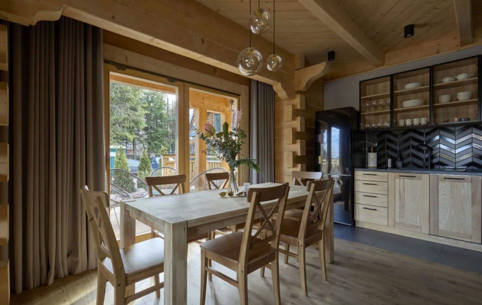 House | Dining