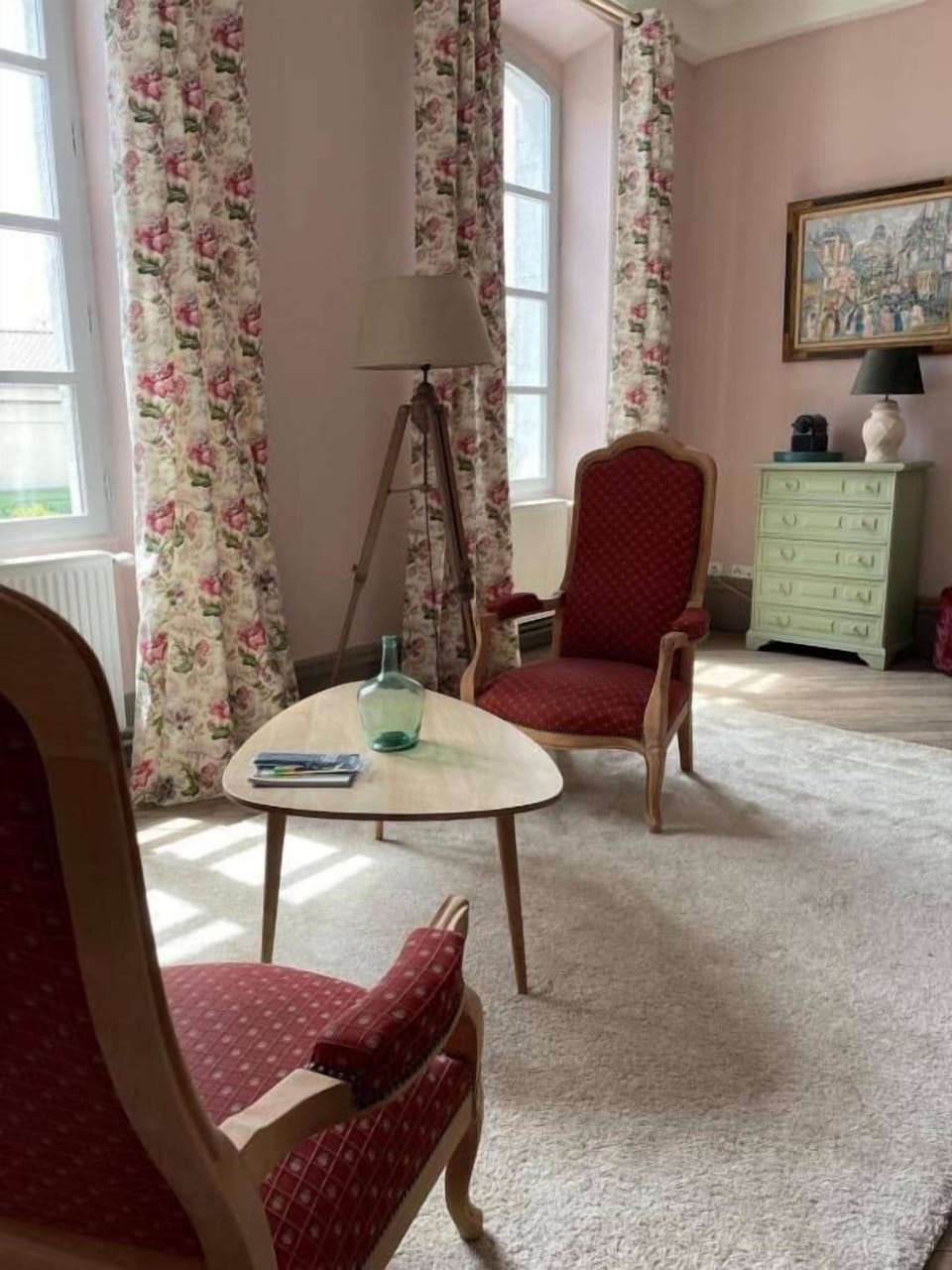 Deluxe Double Room, Courtyard View | Interior
