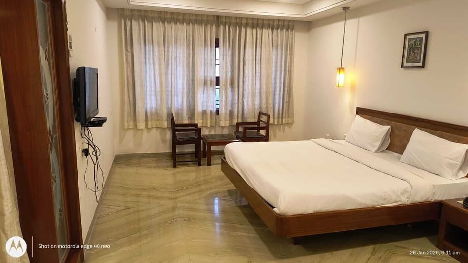 Standard Double Room | Desk, soundproofing, free WiFi