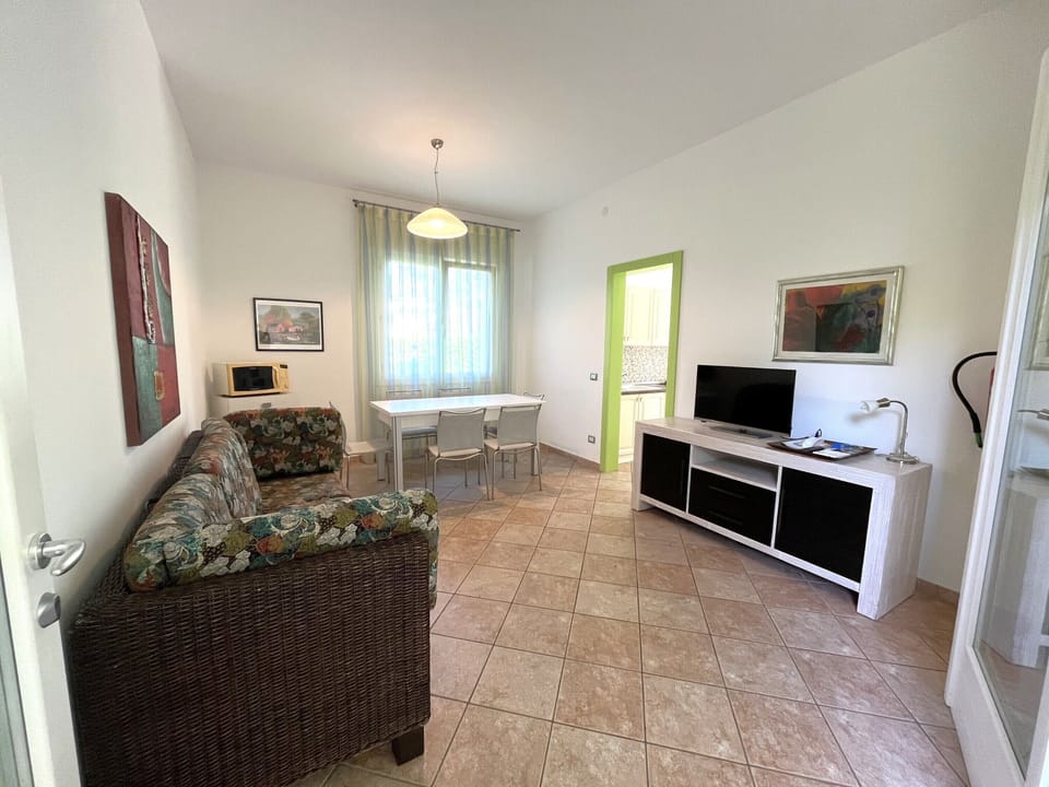 Villa, 3 Bedrooms, Patio, Garden View | Living room