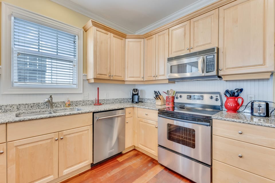 Kitchen - Kitchen, 2nd Floor