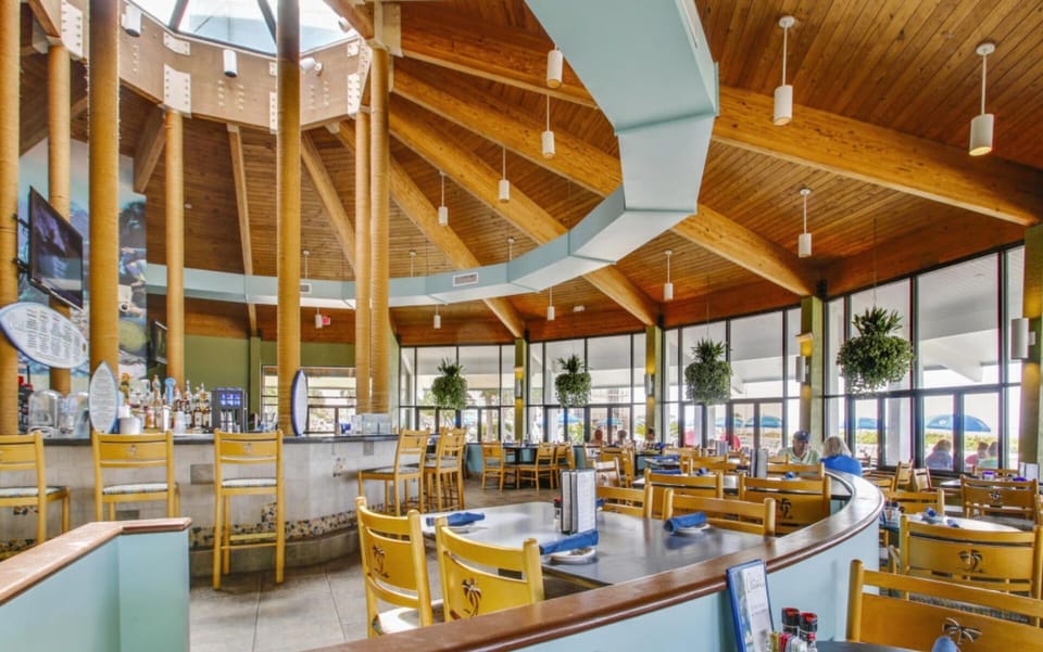 Oceans Restaurant by the lagoon pool