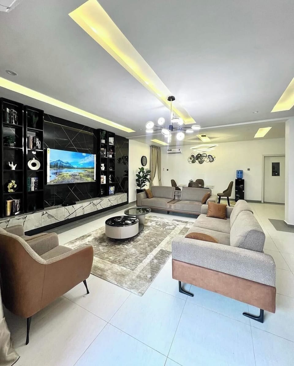 Economy Apartment, Balcony, City View | Interior