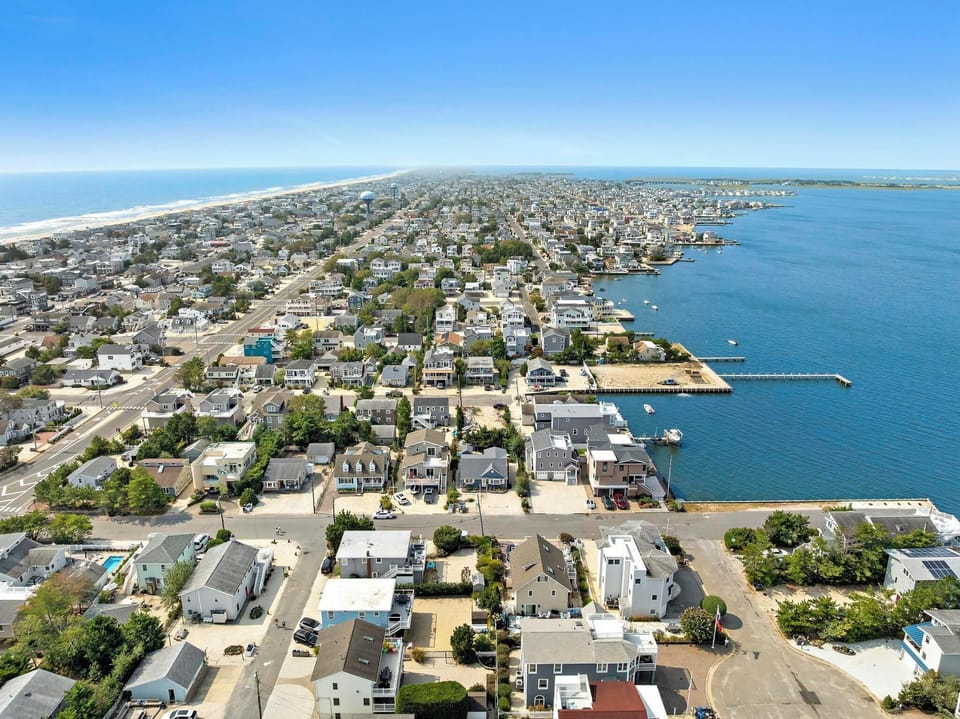 N. 23rd St bay beach is steps away for you to take a dip!