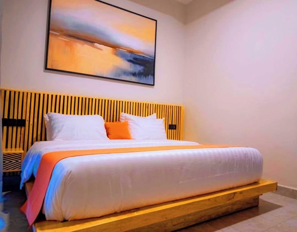 In-room safe, desk, soundproofing, iron/ironing board